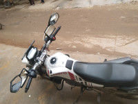 White Hero Xpulse 200 4V Pro