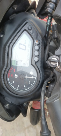 Black Bajaj Pulsar 125 Carbon Fibre Disc Split Seat