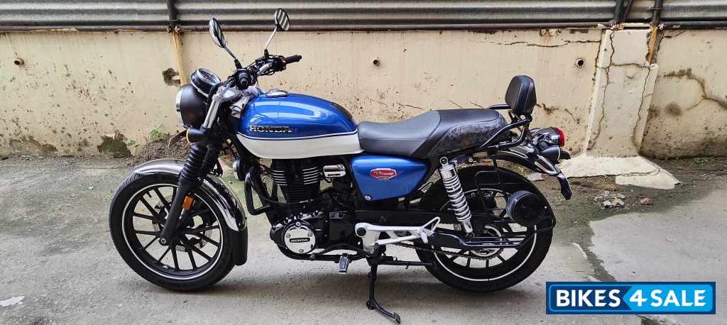 Honda CB350 DLX Pro