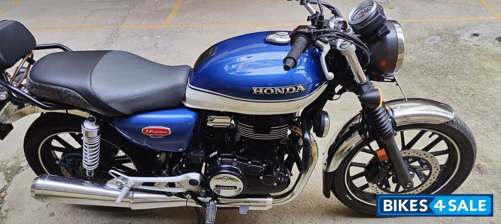 Honda CB350 DLX Pro