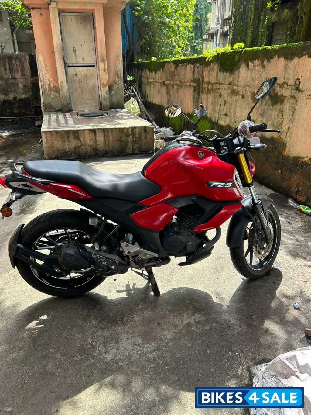 Yamaha FZ-S FI V3 BS6