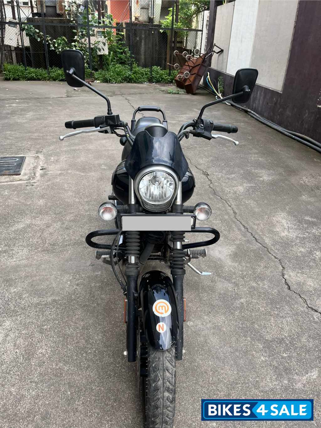 Black Bajaj Avenger Street 160