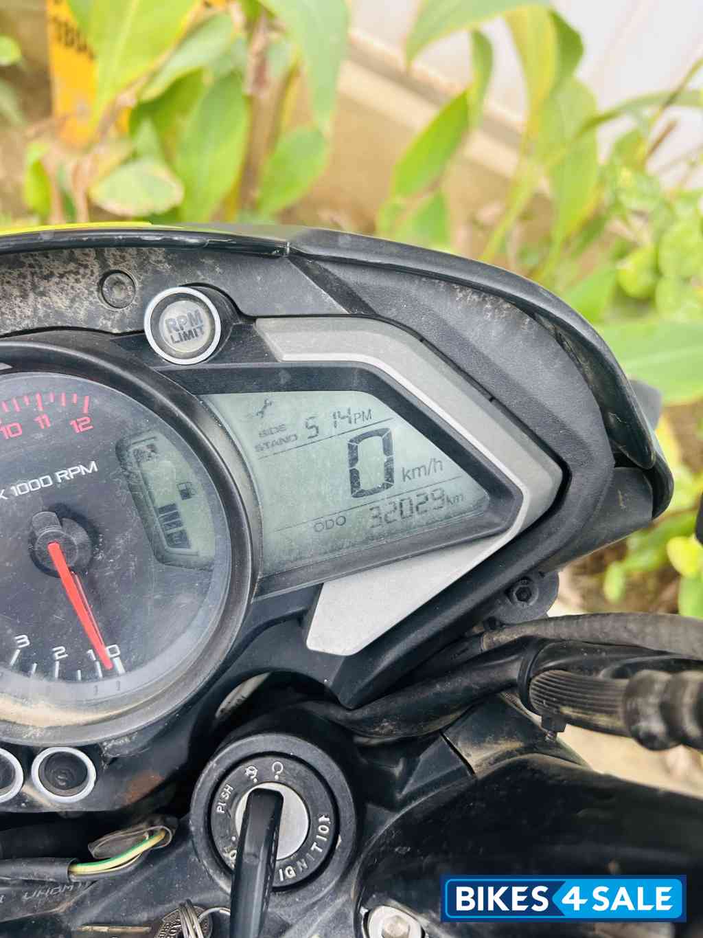 Blue Bajaj Pulsar NS 125 Blue Bajaj Pulsar NS 125