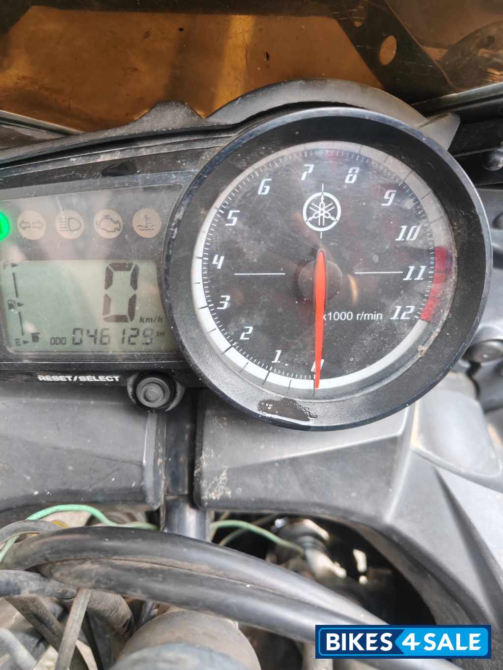 Black And Grey Yamaha YZF R15 V2
