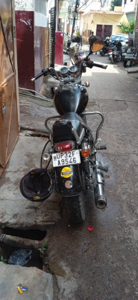 Black Royal Enfield Thunderbird 350