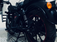 Royal Enfield Classic Stealth Black