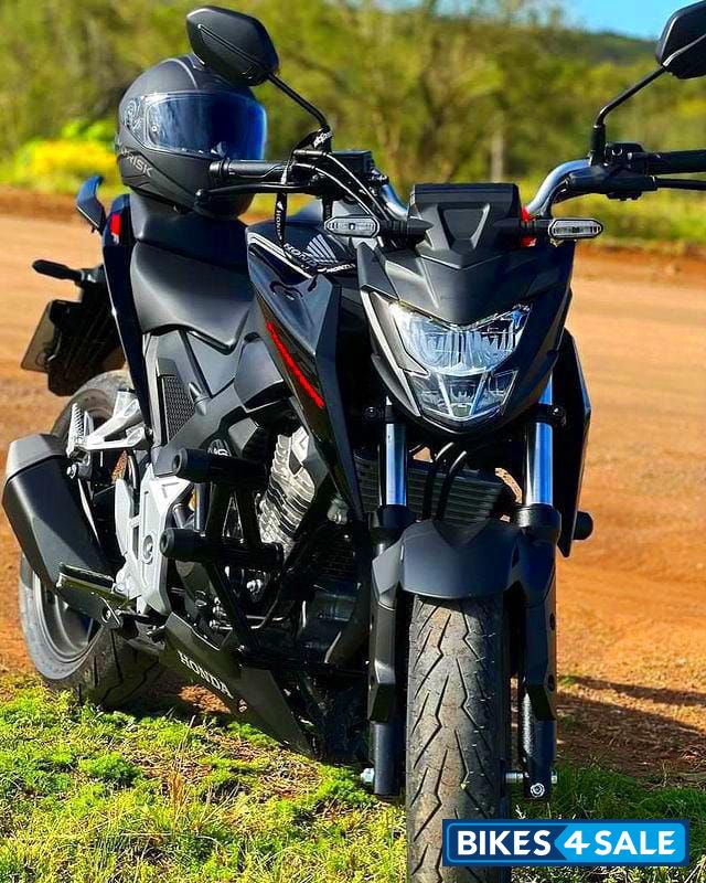 Gray Honda CB300F Deluxe Pro