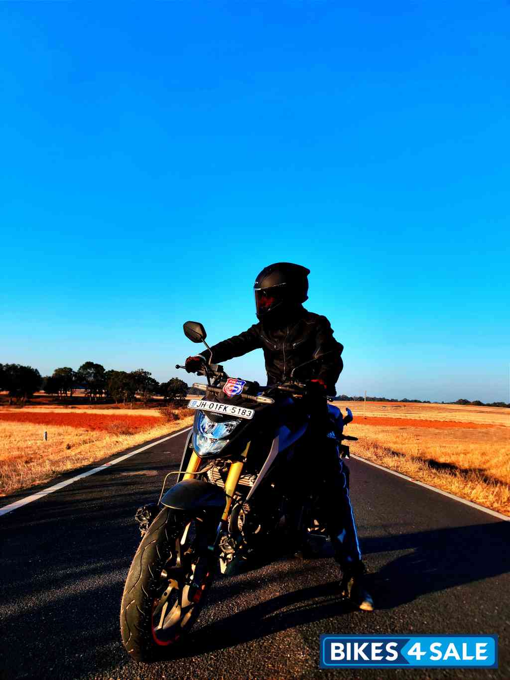 Gray Honda CB300F Deluxe Pro