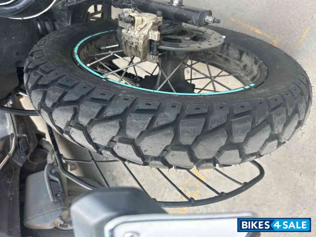 Royal Enfield Scram 411