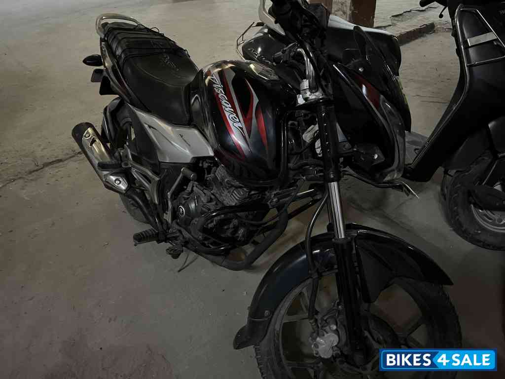 Bajaj Discover DTSi 125