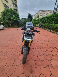 Black White BMW G 310 R