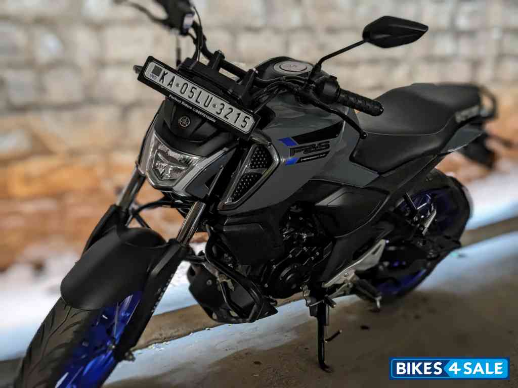 Yamaha FZ-S FI Ver 4.0