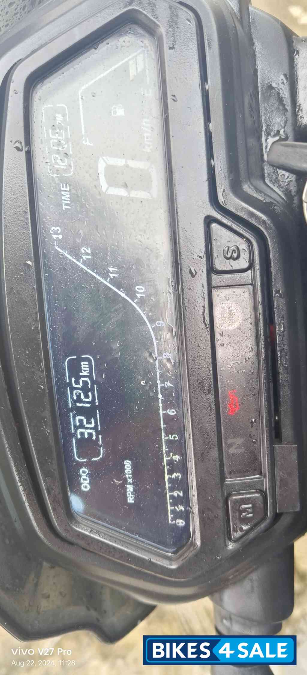 Dark Blue Bajaj Dominar 400 Disc