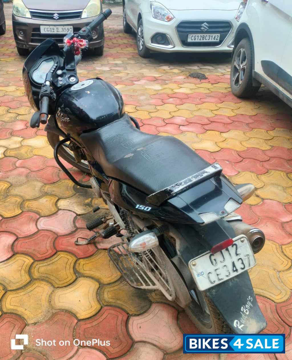 Black Bajaj Pulsar 150 DTSi