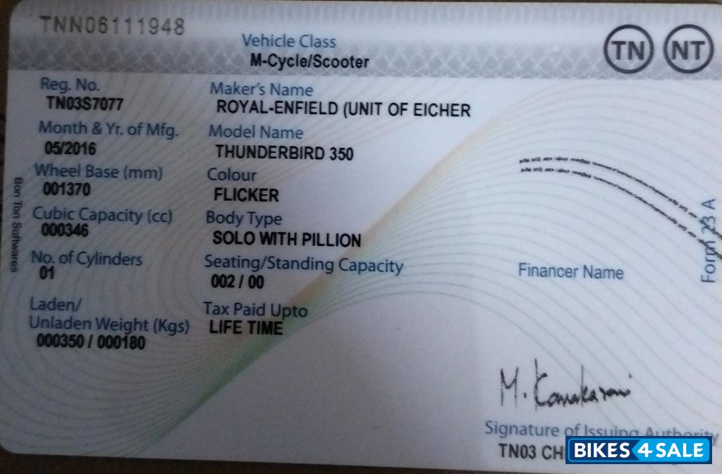 Black Royal Enfield Thunderbird 350 Black Royal Enfield Thunderbird 350