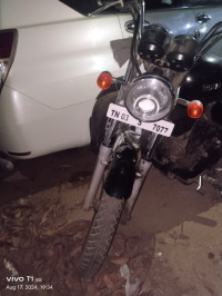 Black Royal Enfield Thunderbird 350