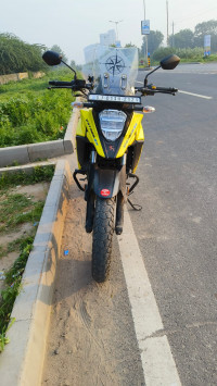 Yellow Black Suzuki V-Strom 250