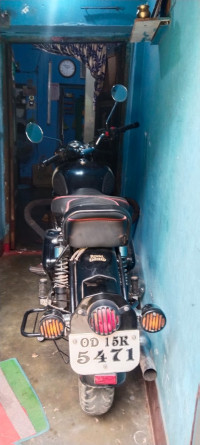 Black Royal Enfield Classic 350 BS VI