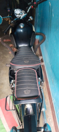 Black Royal Enfield Classic 350 BS VI