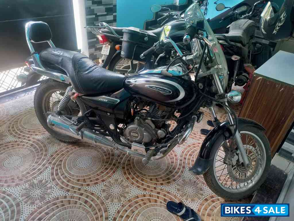 Bajaj Avenger Cruise 220