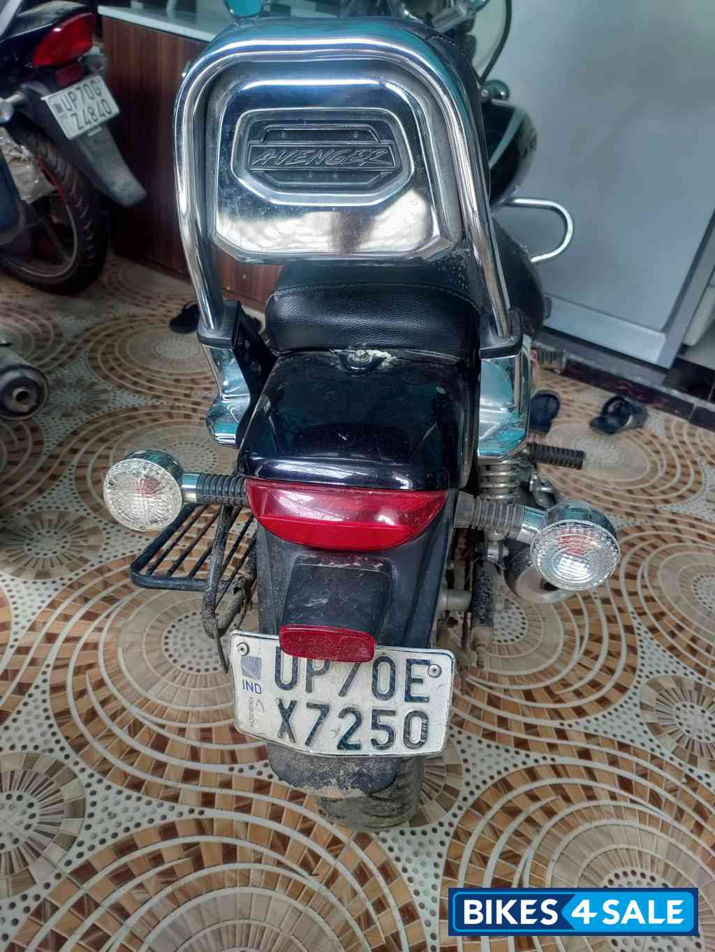 Bajaj Avenger Cruise 220