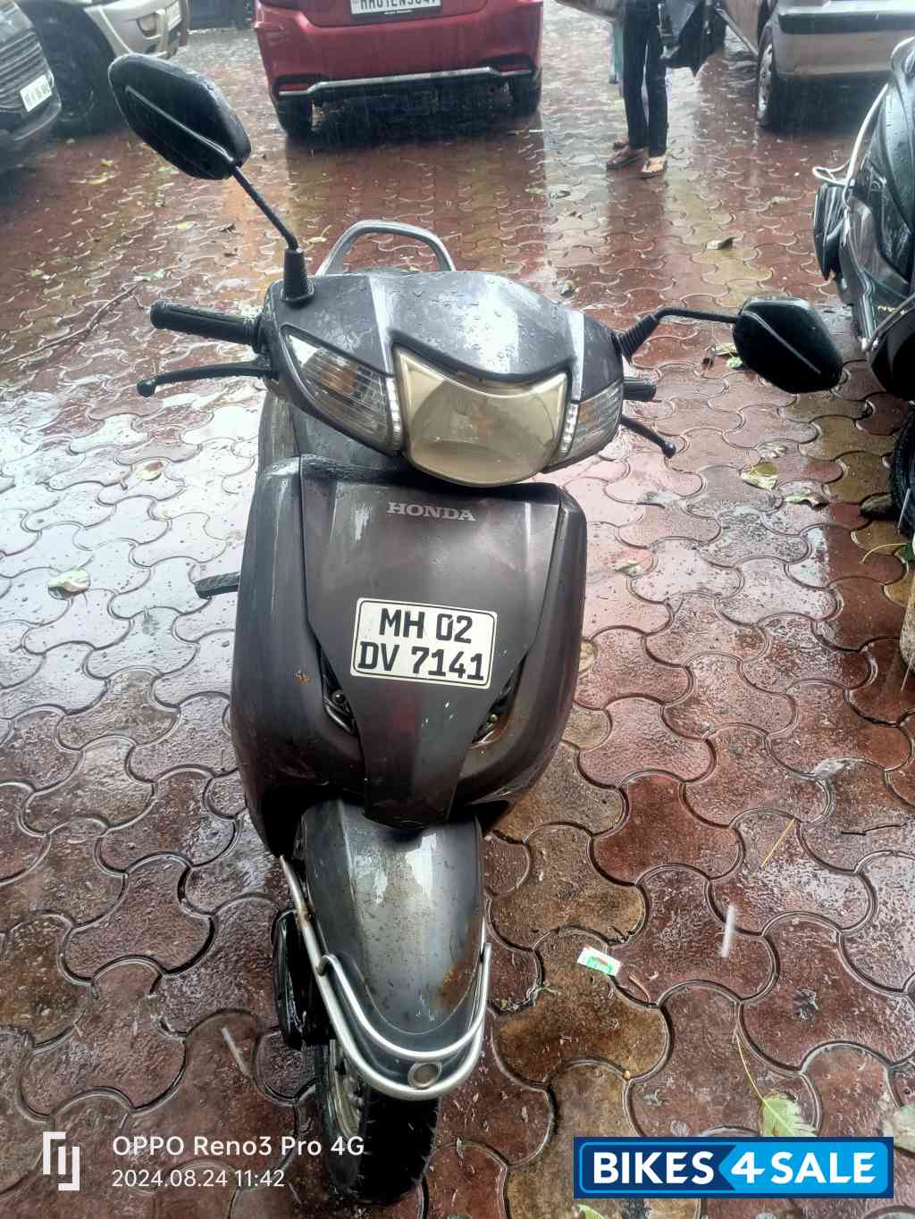 Grey Honda Activa 3G