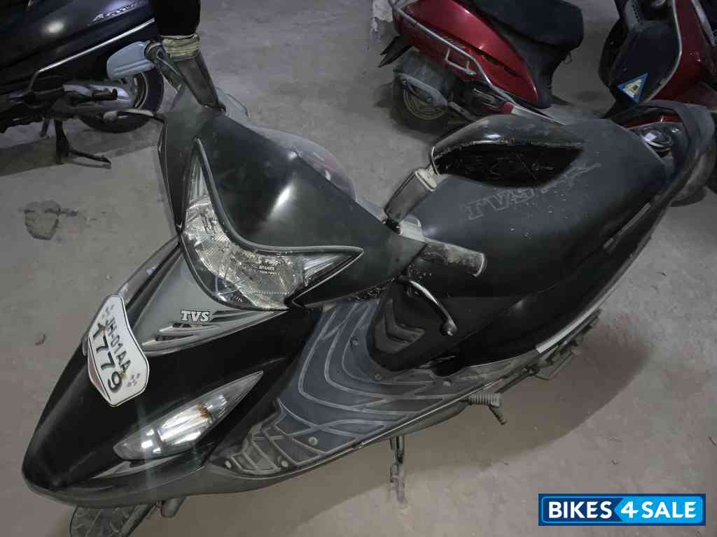 TVS Scooty Streak