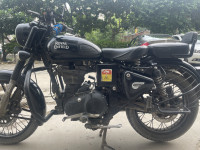 Royal Enfield Classic 500