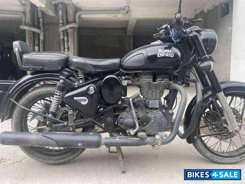 Royal Enfield Classic 500