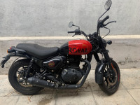 Royal Enfield Hunter 350 Metro