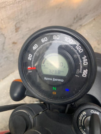 Royal Enfield Hunter 350 Metro