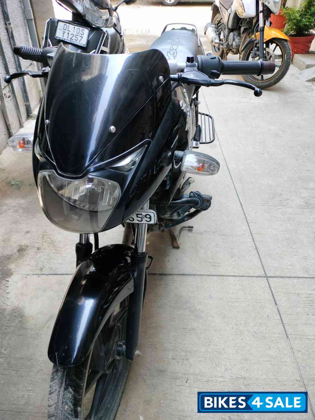 Bajaj Pulsar 150