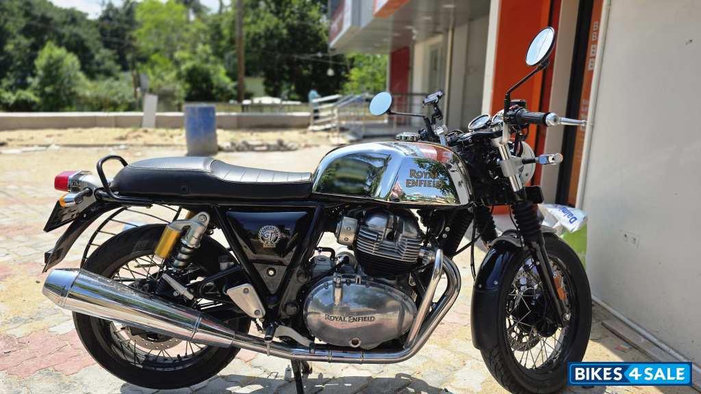 Silver Royal Enfield Continental GT 650 Silver Royal Enfield Continental GT 650