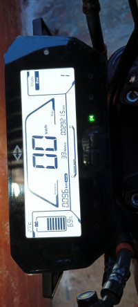 Blue Extra Matt Finish Revolt RV400 BRZ