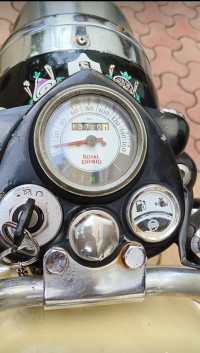 Royal Enfield Classic 500