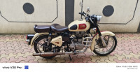 Royal Enfield Classic 500