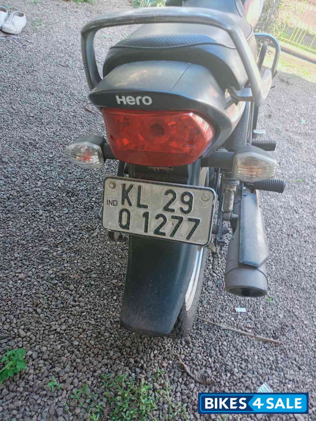 Cast Black Red Strip Hero HF Deluxe i3s Cast Black Red Strip Hero HF Deluxe i3s