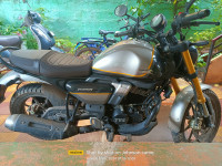 Glacier Silver TVS Ronin TD