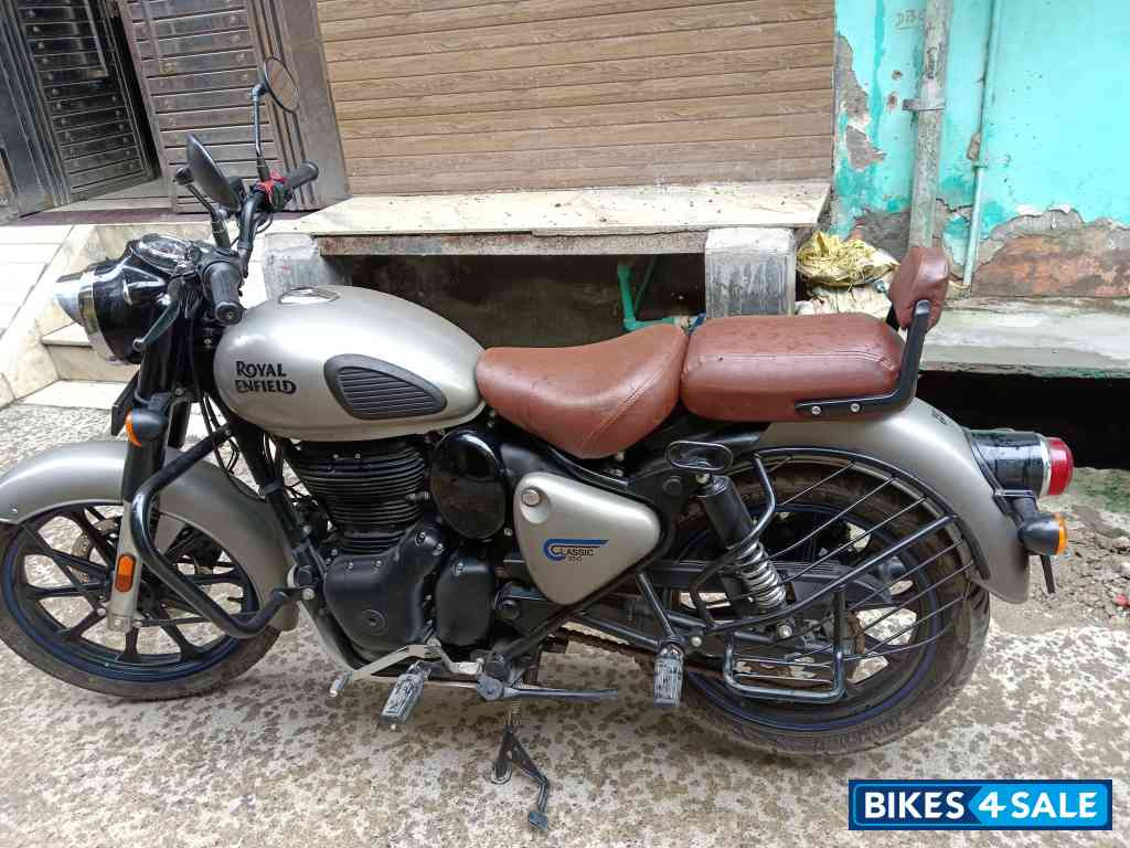 Royal Enfield Bullet 350 ES BS6