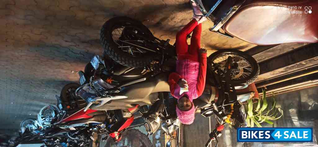 Yezdi Adventure Matte