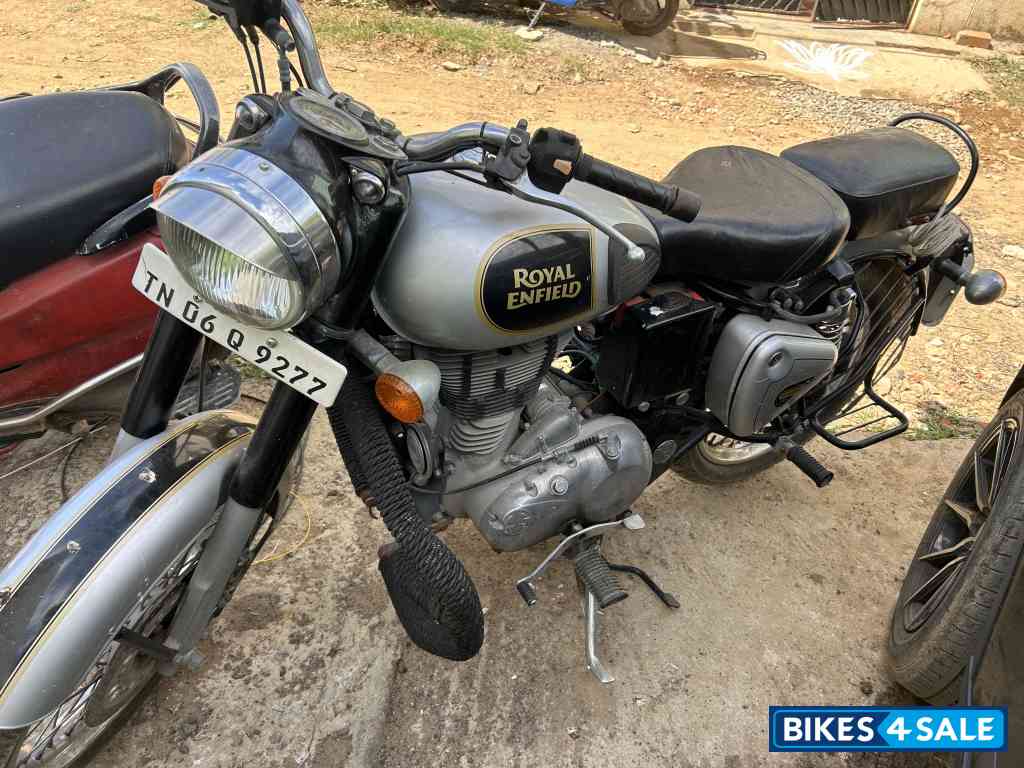 Royal Enfield Classic 500