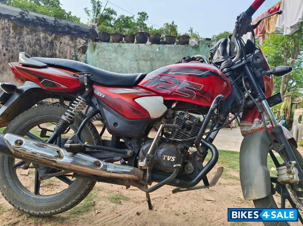 Red TVS Phoenix