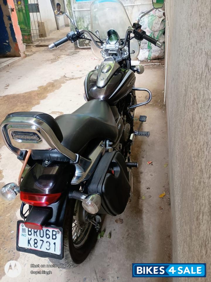 Bajaj Avenger Cruise 220 BS6