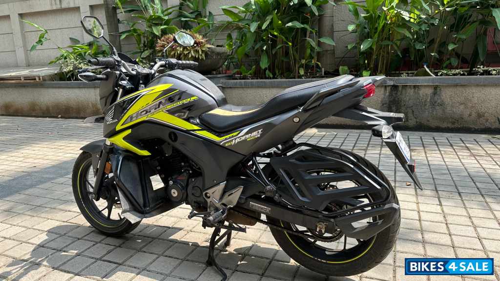 Honda CB Hornet 160R ABS
