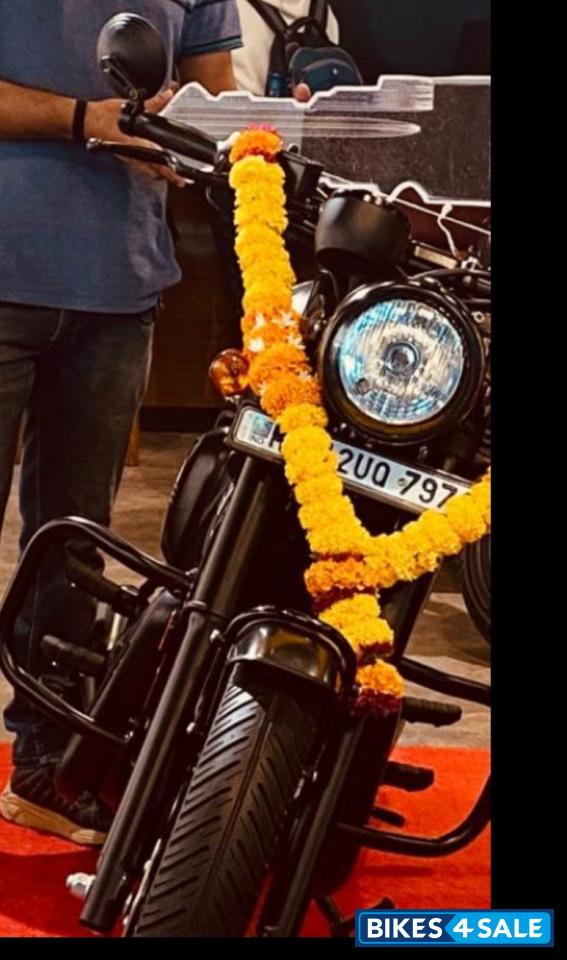 Jawa 42 Dual Channel ABS AllStar Black