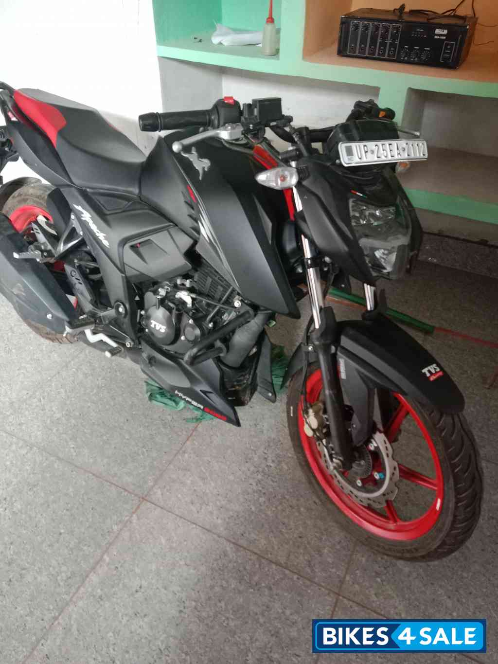 TVS Apache RTR 160 4V
