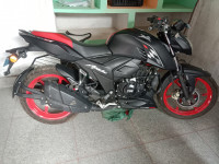 TVS Apache RTR 160 4V