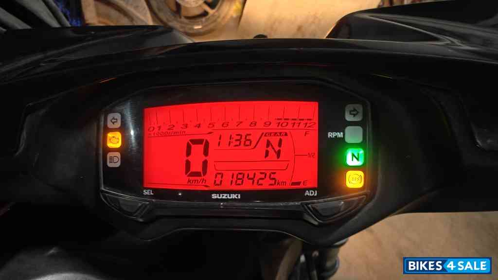 Suzuki Intruder 150 FI