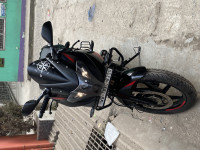 Bajaj Pulsar 220F