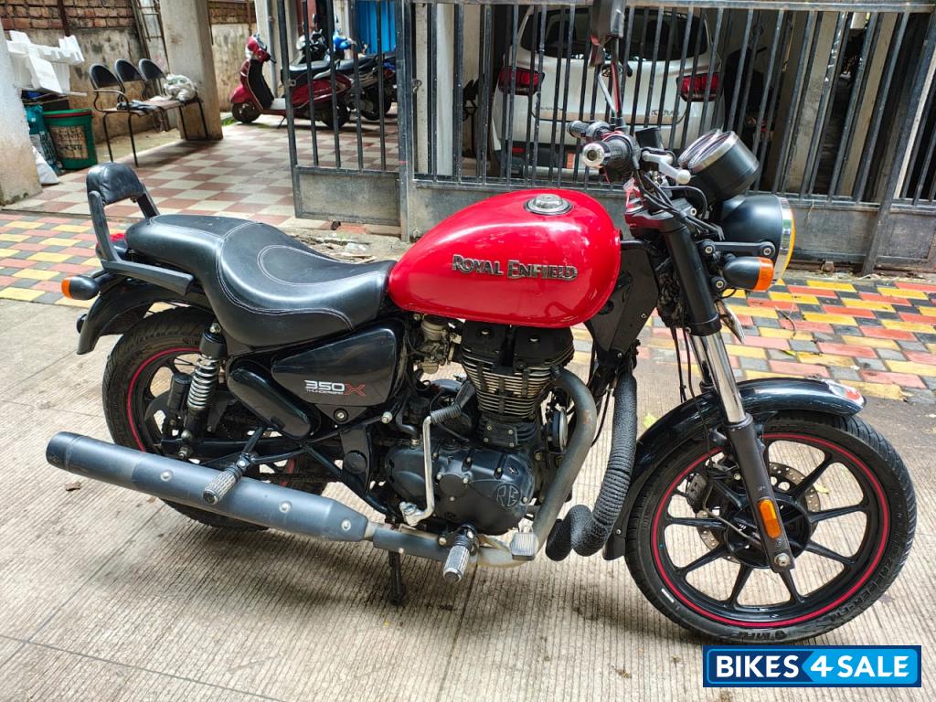 Red Royal Enfield Thunderbird X 350